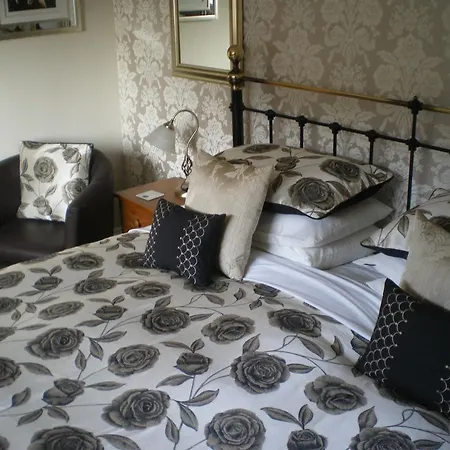 Laurel House Bed & Breakfast 5*