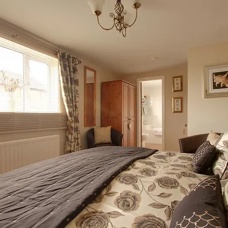 Bed & Breakfast Laurel House 5*