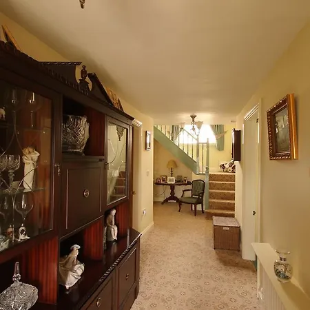 Laurel House Bed & Breakfast
